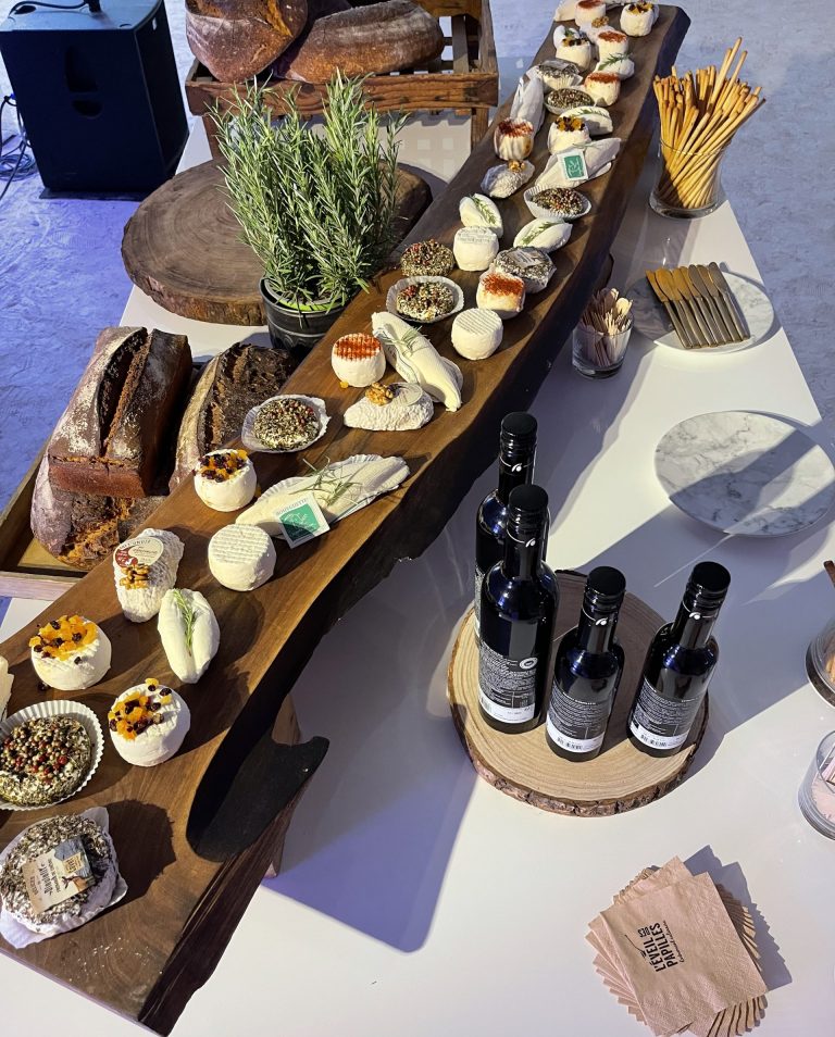Buffet de fromage de chèvre